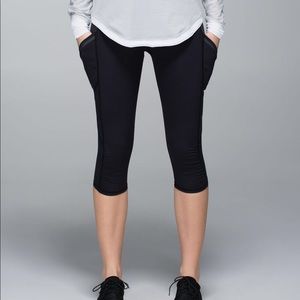 Lululemon Black Run A Marathon Crop